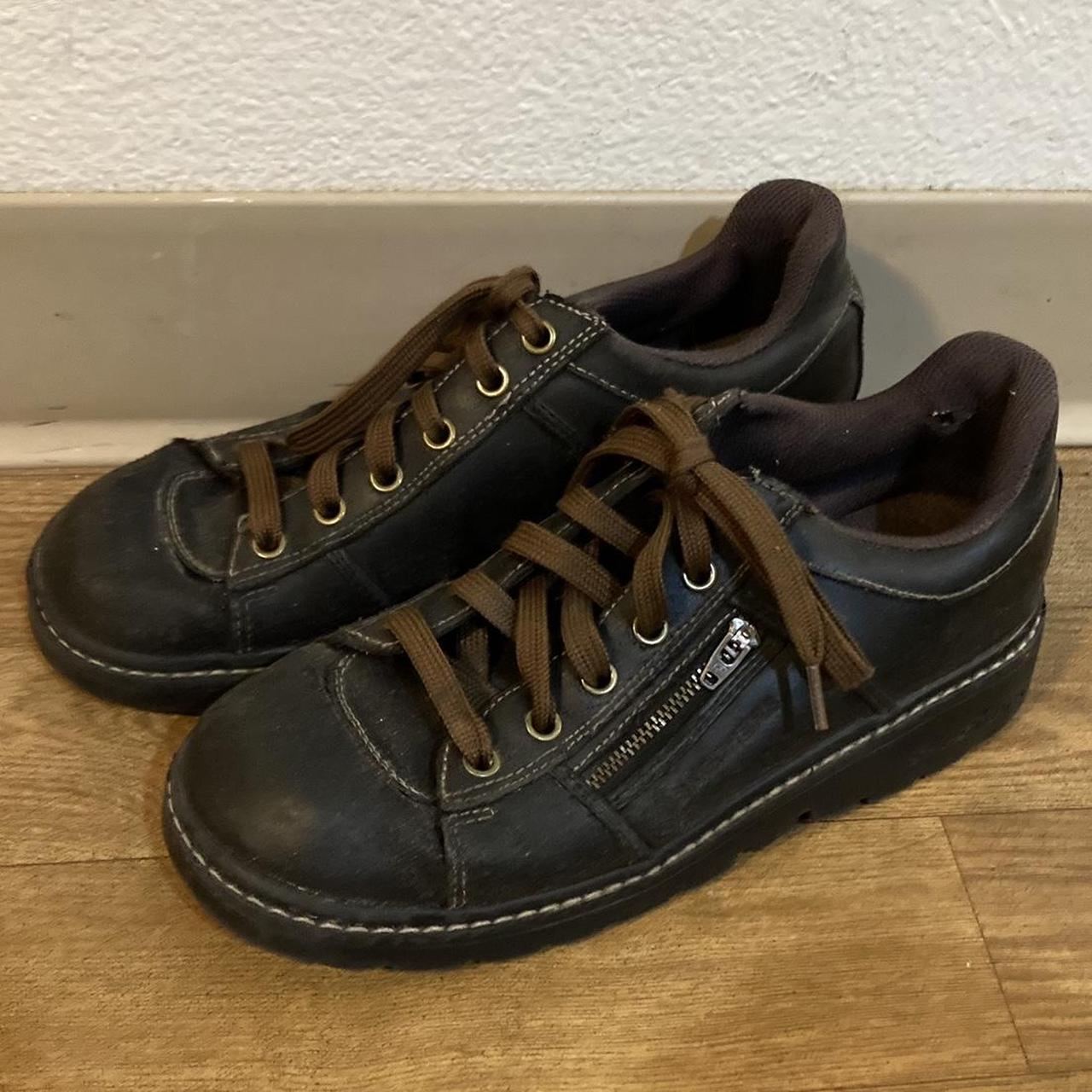 ladies black leather skechers trainers