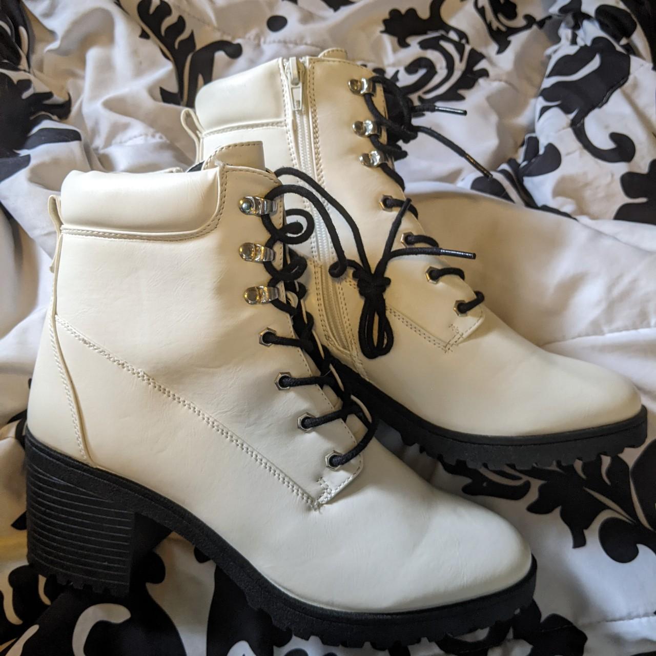 qupid chunky buckle flat boots in black