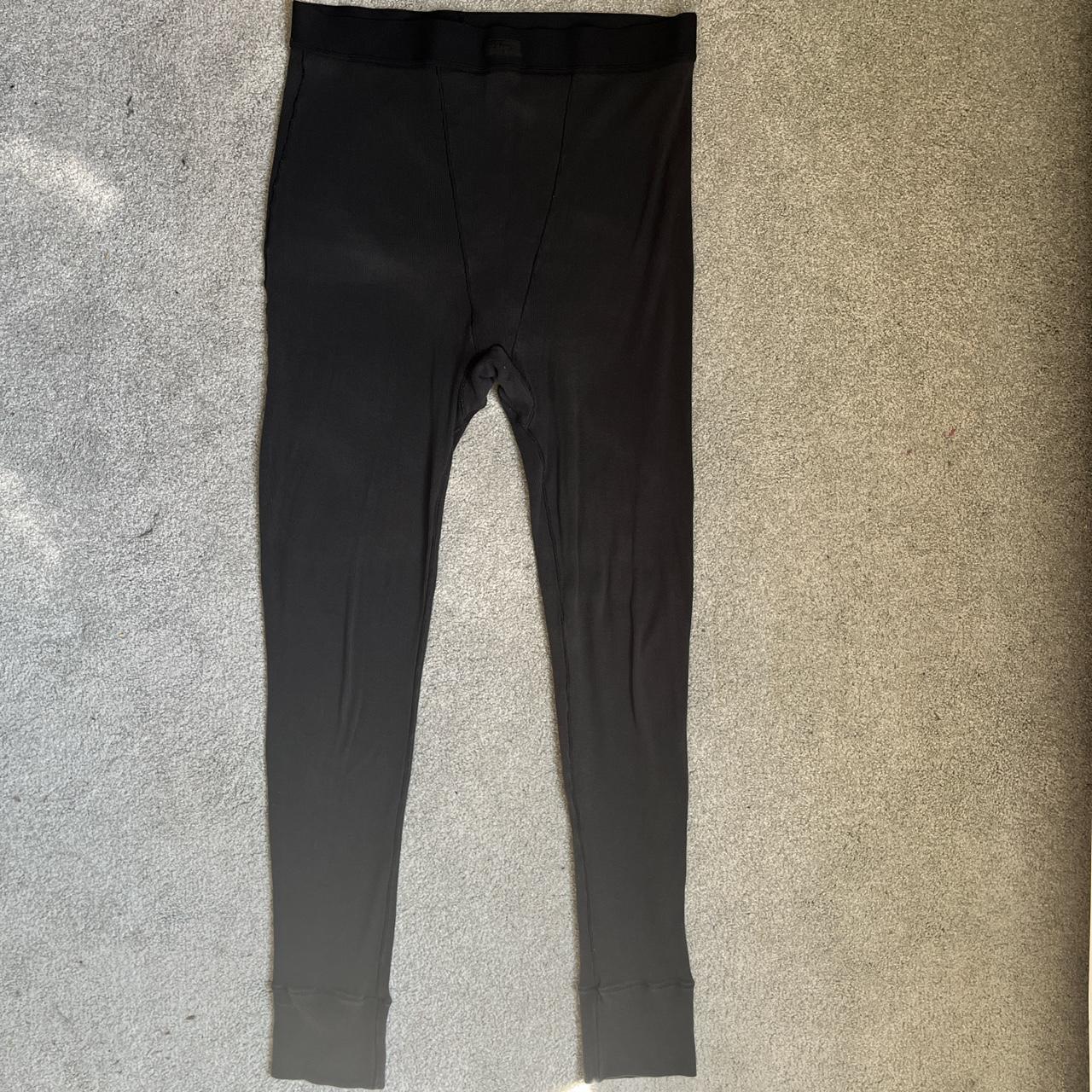 Skims Ribbed Leggings - Soot Size Large Discounted... - Depop