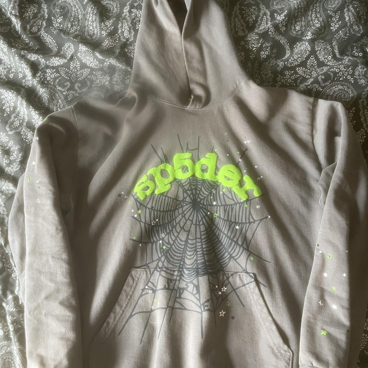 XL Sp5der Worldwide Hoodie in Grey/Green #sp5der... - Depop