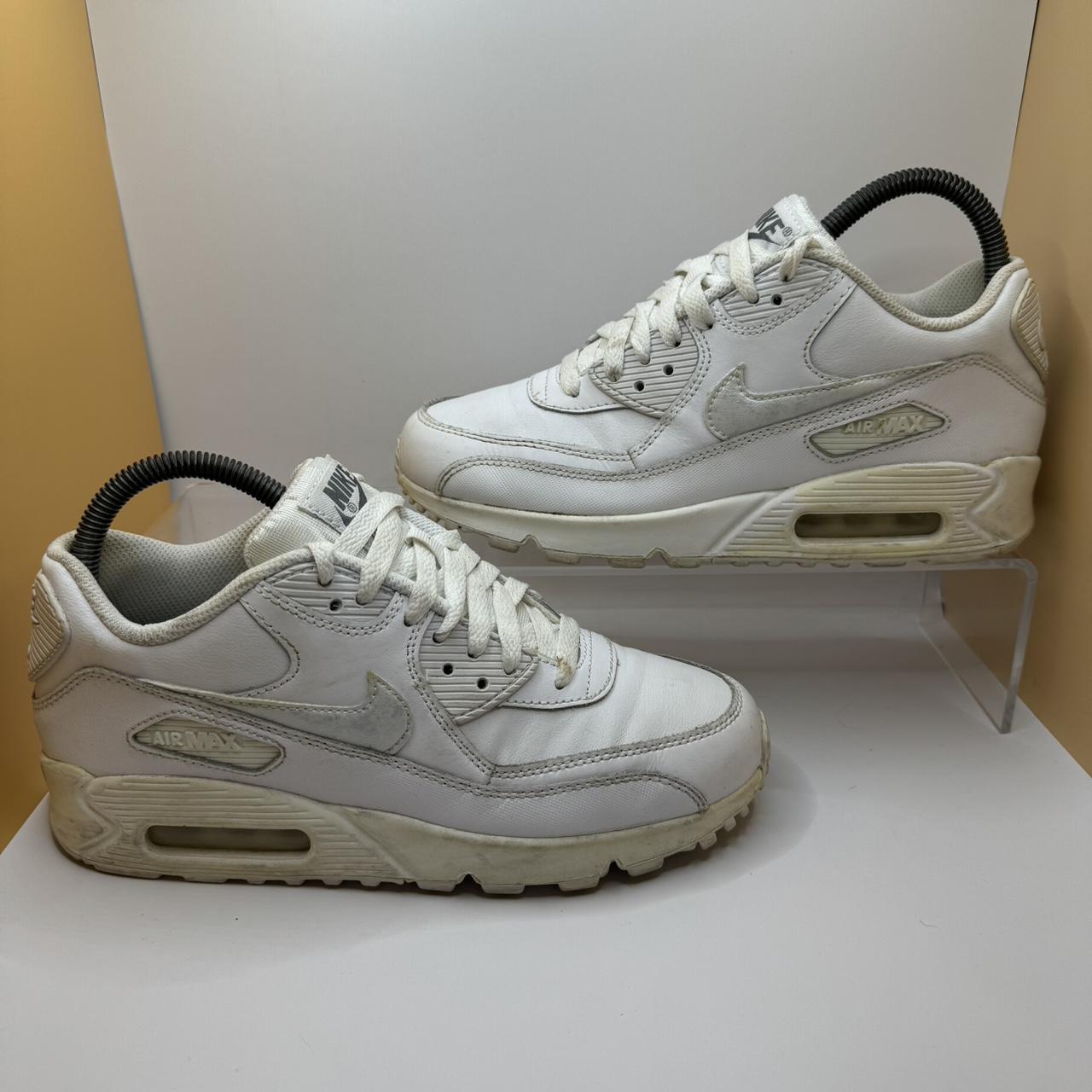 Nike air max hotsell 90 white size 5