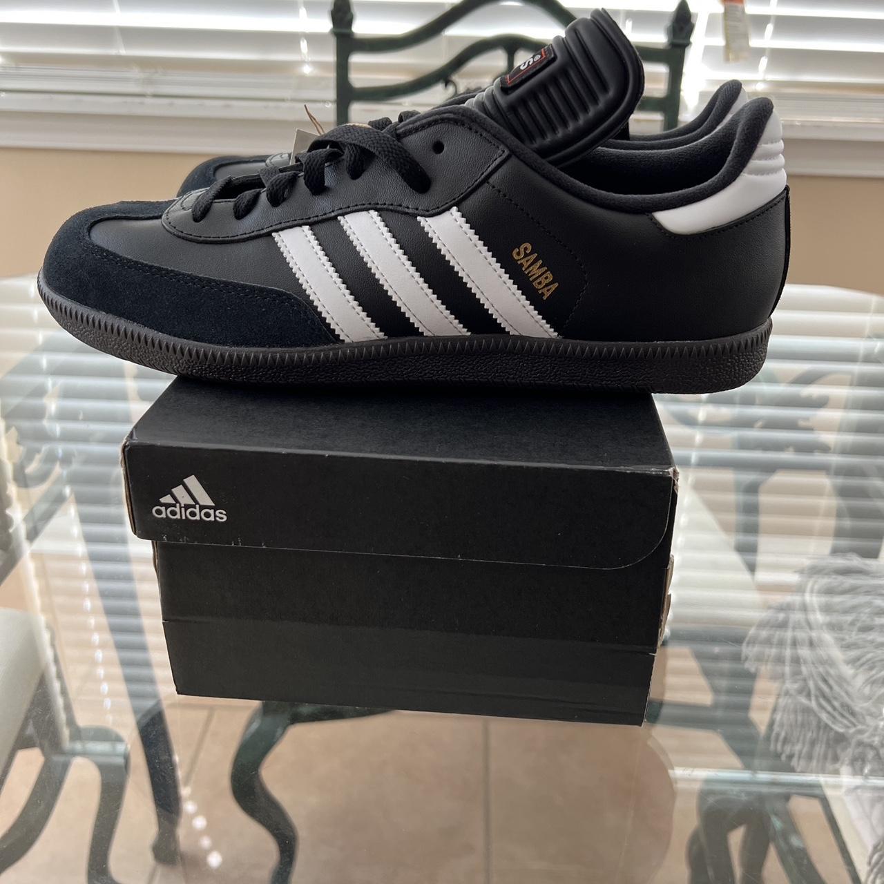 Adidas Men's Black and White Trainers (3)