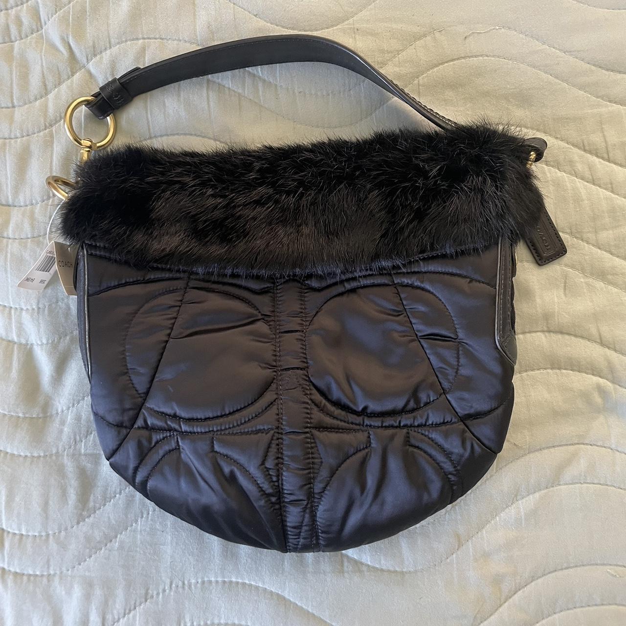 BNWT retailer Coach Purse :)