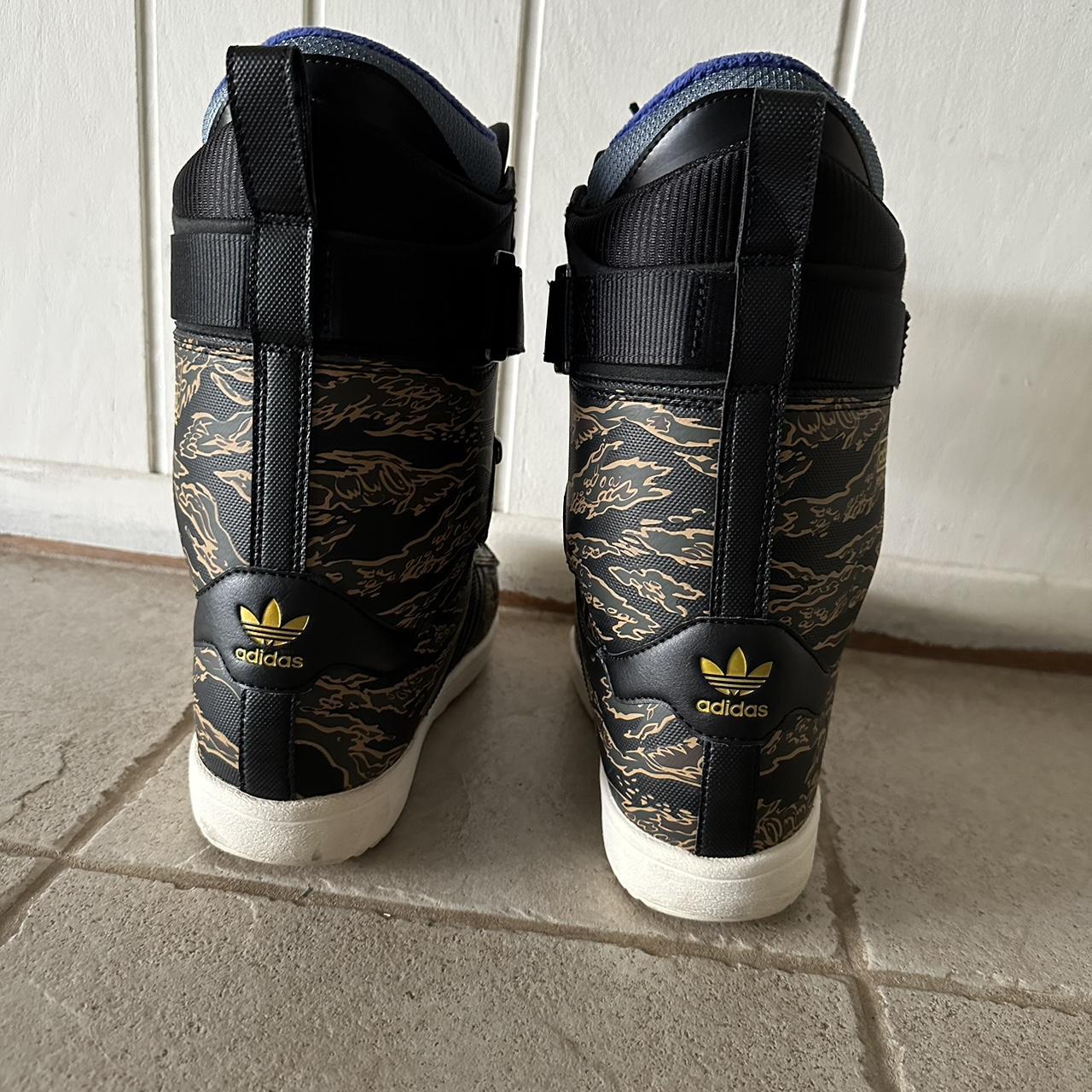 Adidas Men's Gold and Black Boots (3)