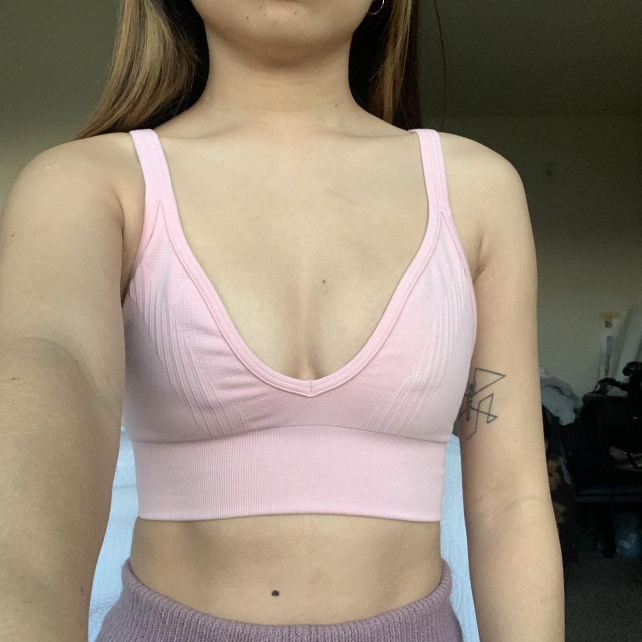 Lululemon align reversible bra Light pink and white - Depop