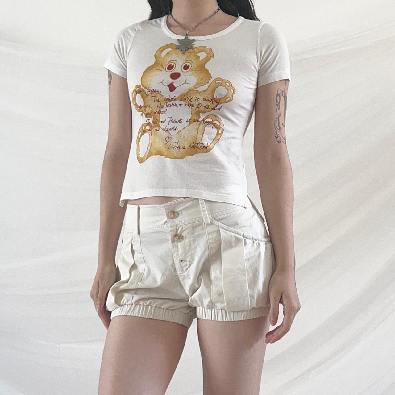 𓆈 VIVIENNE WESTWOOD teddy bear graphic print fitted | Depop