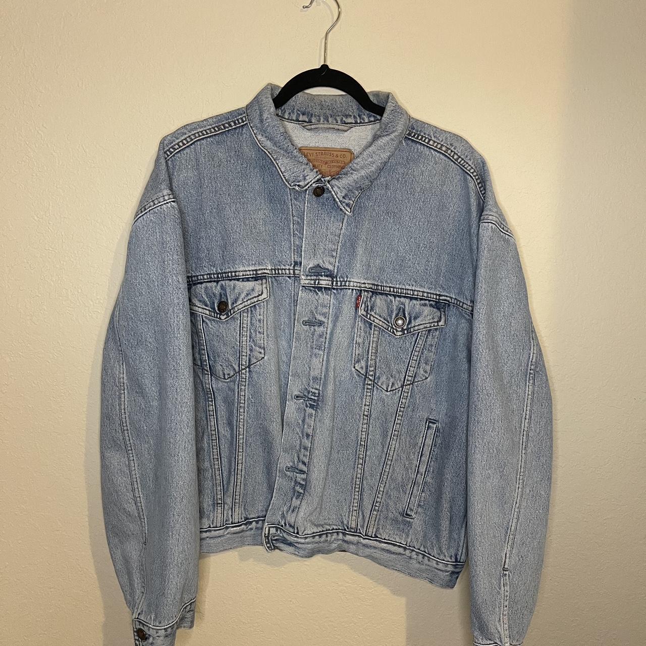 Levi's Women's Blue Jacket | Depop