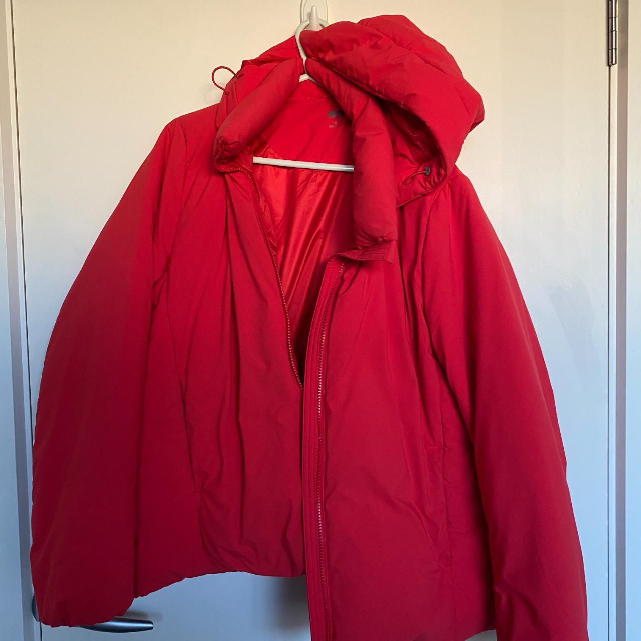Red UNIQLO puffer jacket Removable hood Very warm... Depop