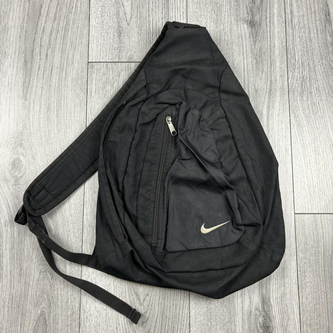 Vintage Nike Sling Bag Good Condition Plenty of | Depop
