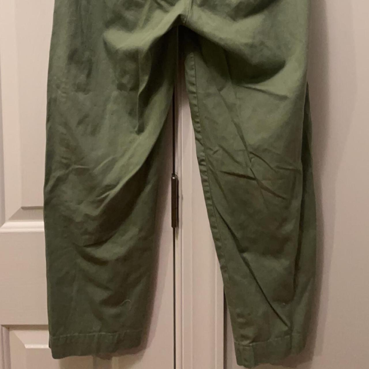 Free Assembly Women's Green Trousers (2)