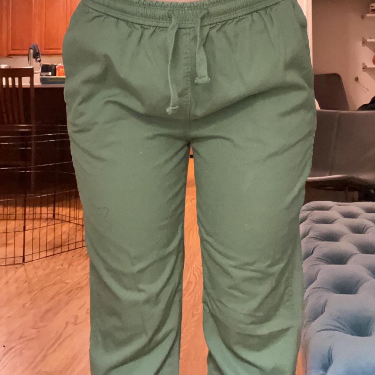Free Assembly Women's Green Trousers (4)