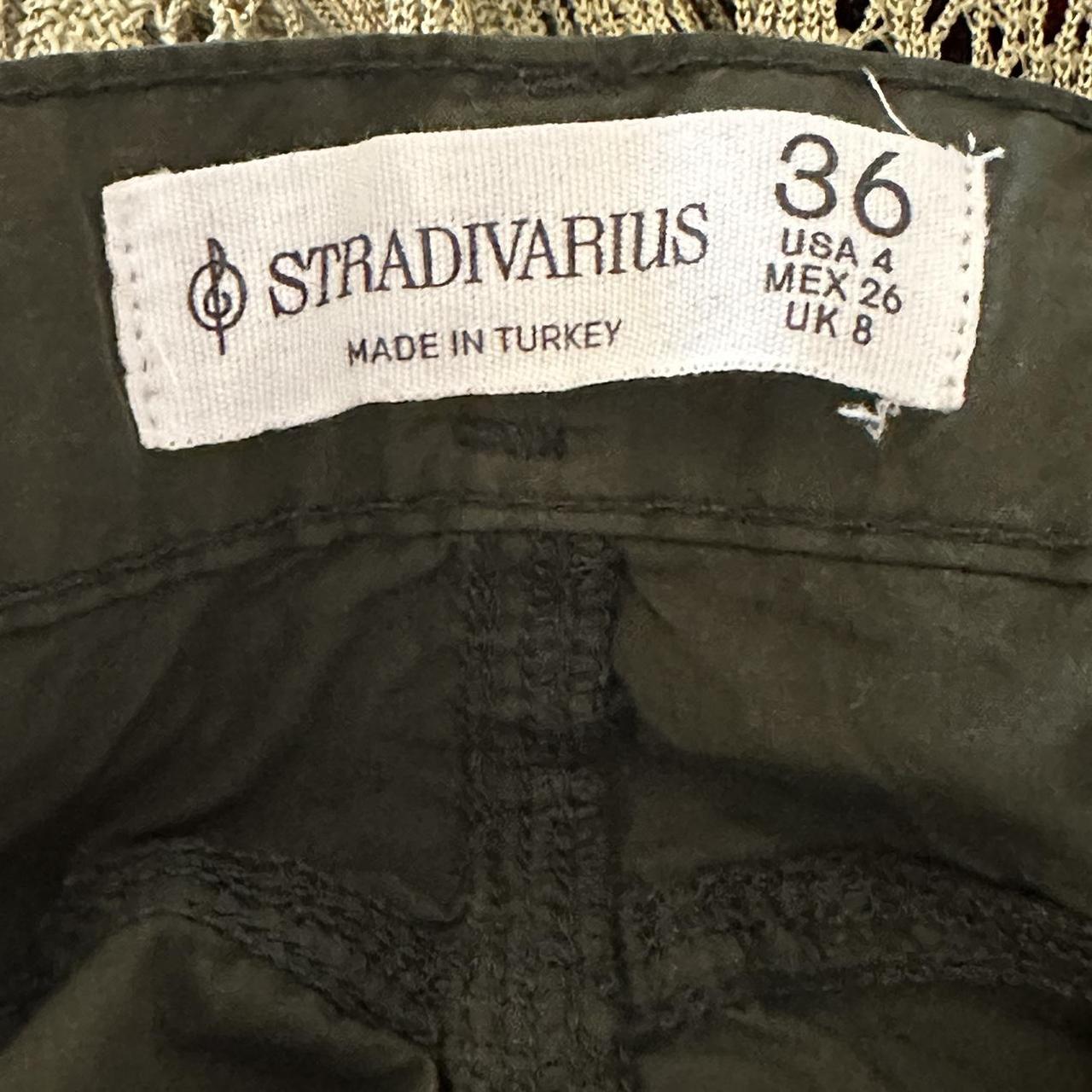 Stradivarius green cargo skirt Model is 5’7” with... Depop