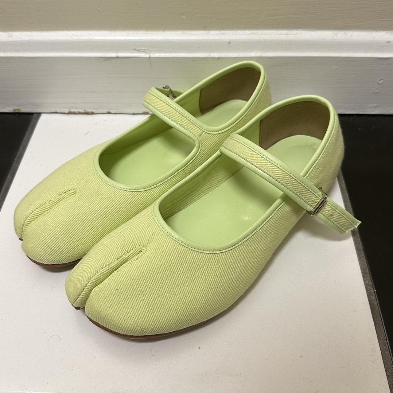 Women's Green Ballet-shoes | Depop