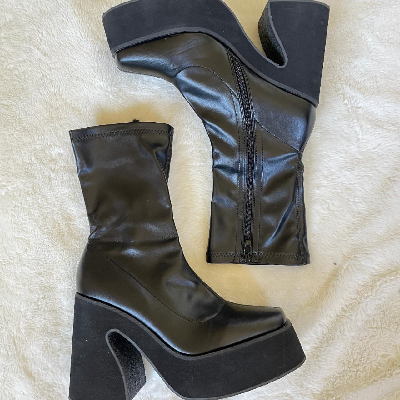 nasty gal platform trainers