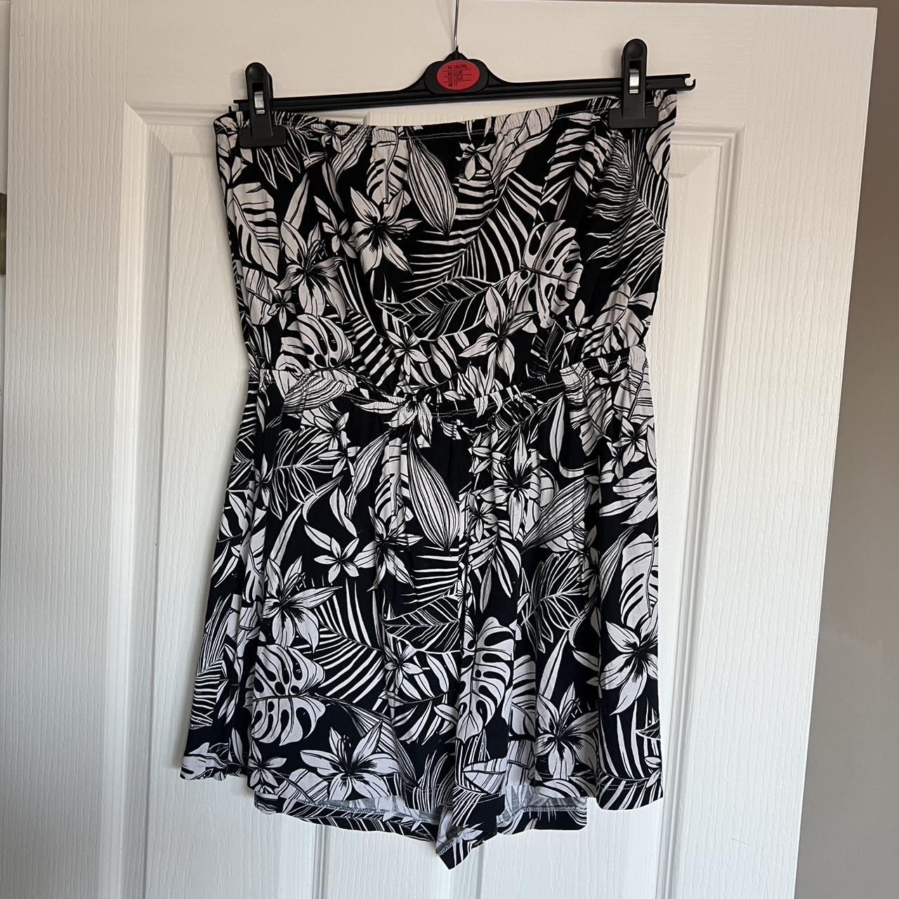 New look beachwear playsuit Size large Will fit 12... - Depop