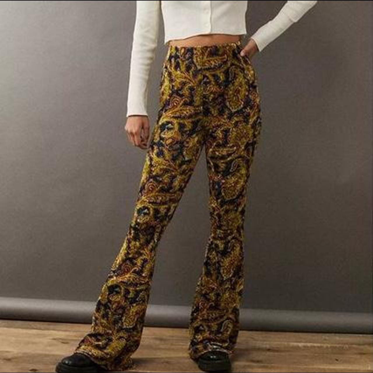 Urban Outfitters Women's Yellow and Navy Trousers | Depop