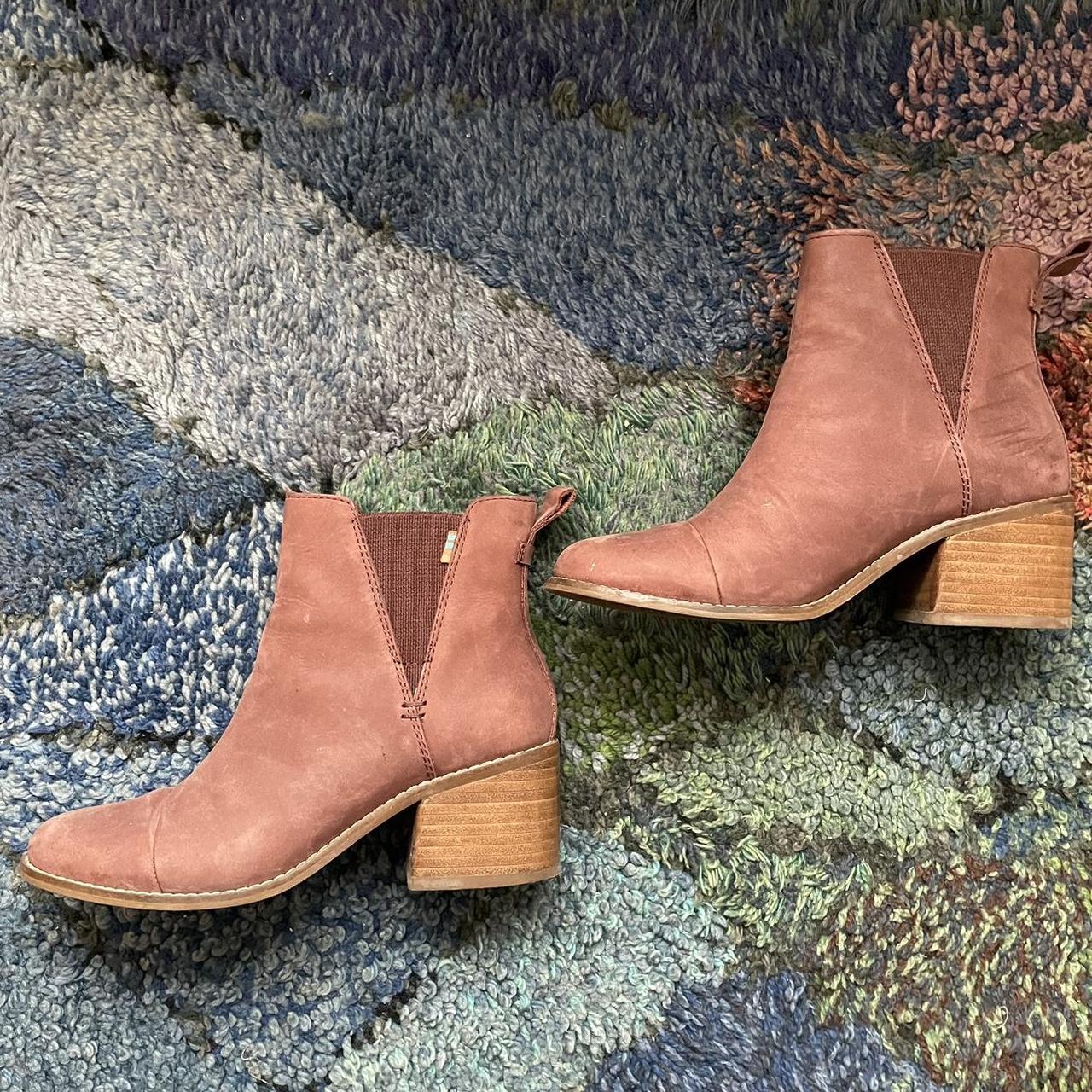 toms burgundy shoes