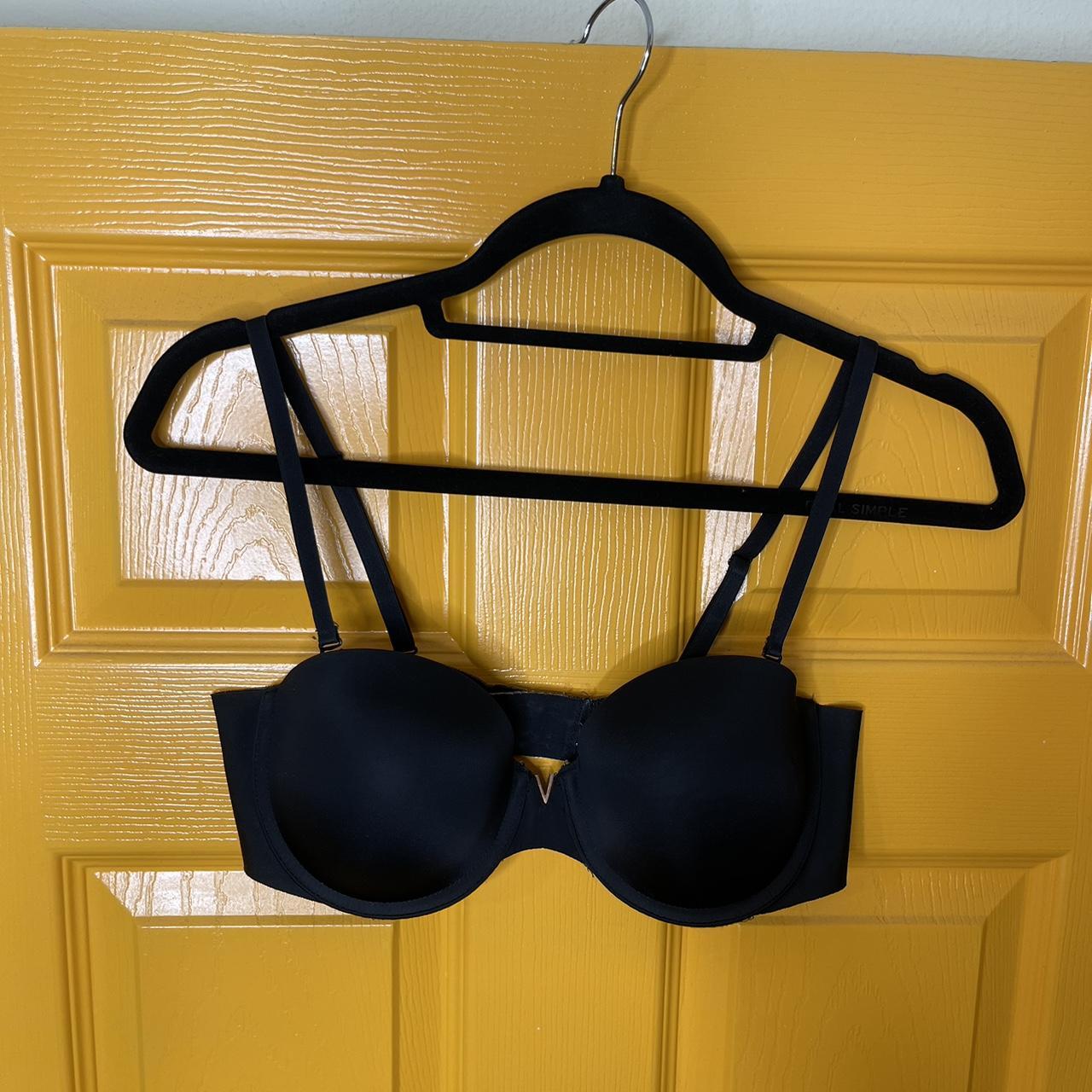 VICTORIA SECRET BLACK PUSH-UP BRA size: B36 BOTH... - Depop