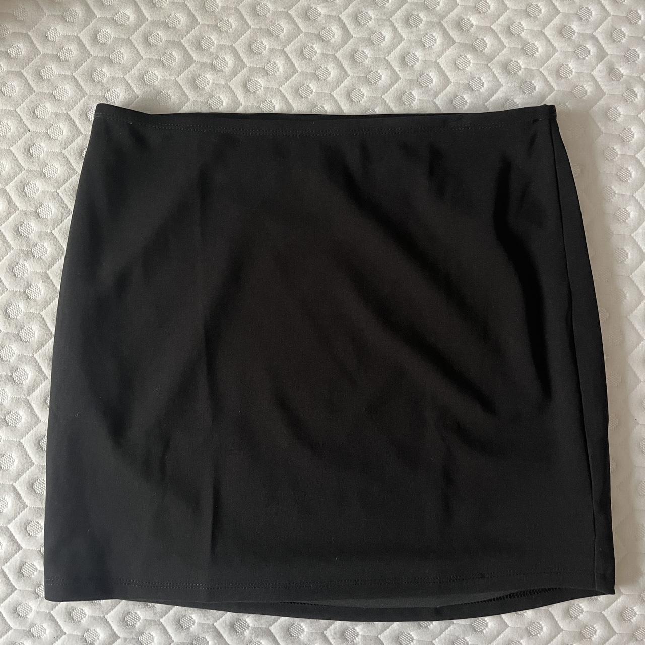 Perfect stretchy black mini skirt Standard paper... - Depop