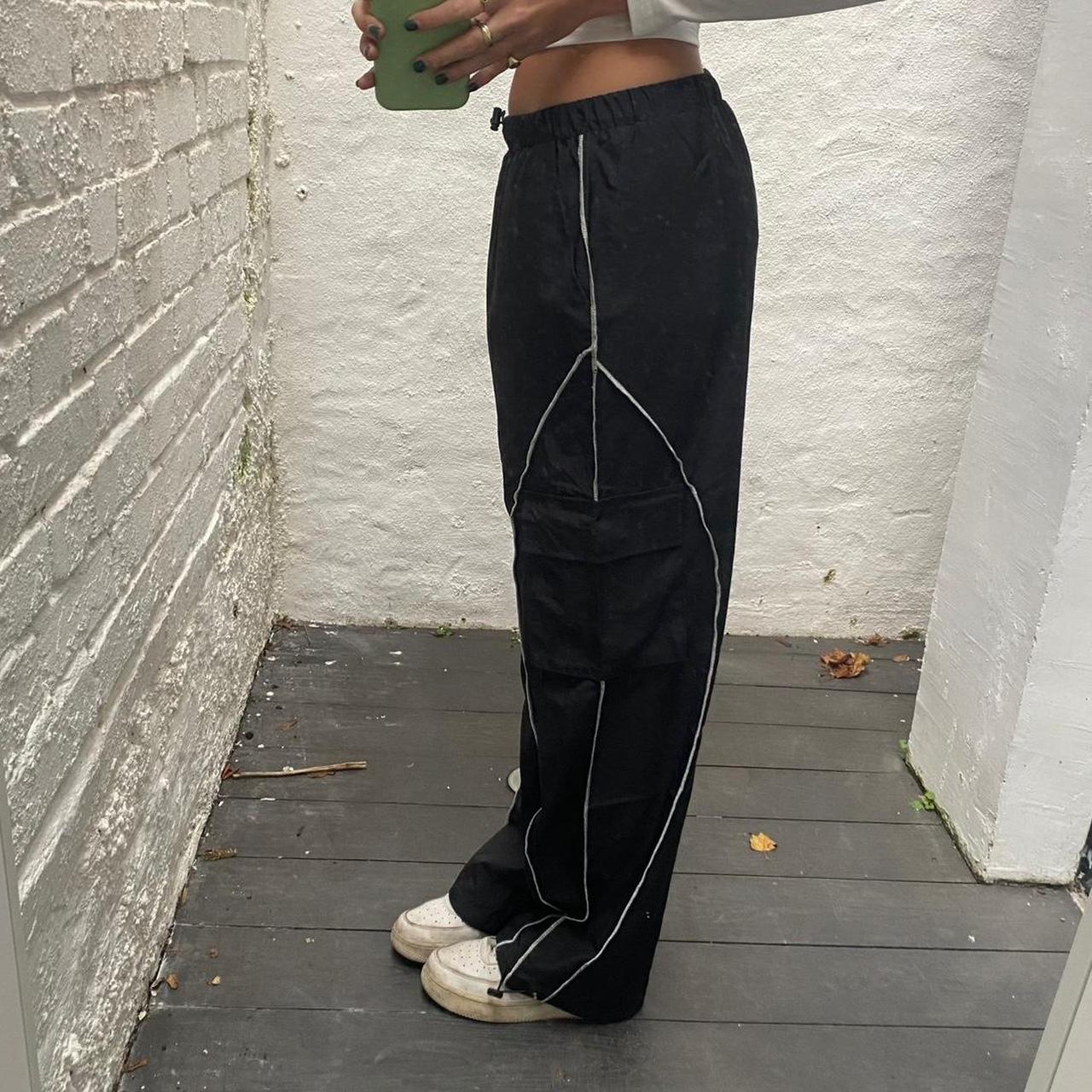 🍒 Vintage Baggy Joggers / Tracksuit Bottoms... - Depop