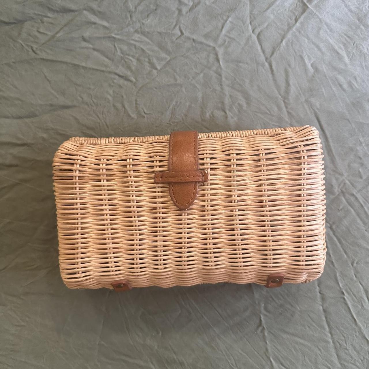 Sportsgirl clutch on sale