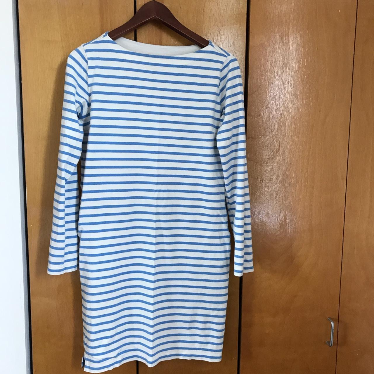 UNIQLO Women's Blue and White Dress | Depop