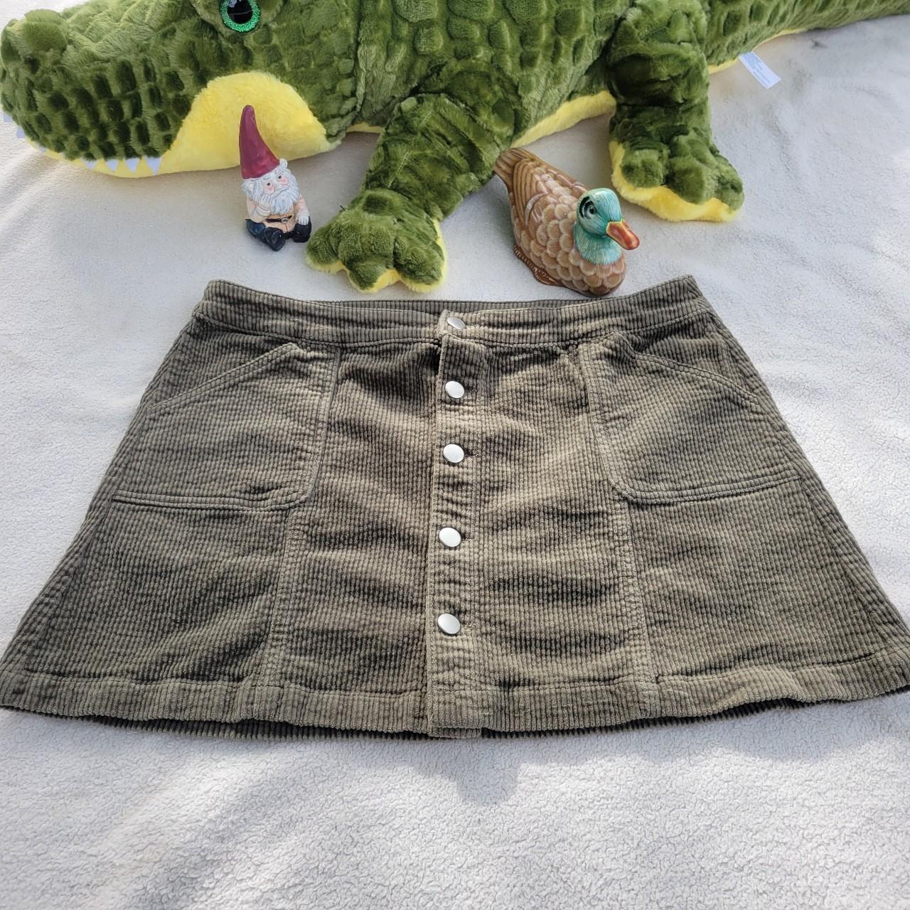 Wild Fable Women's Green Skirt | Depop