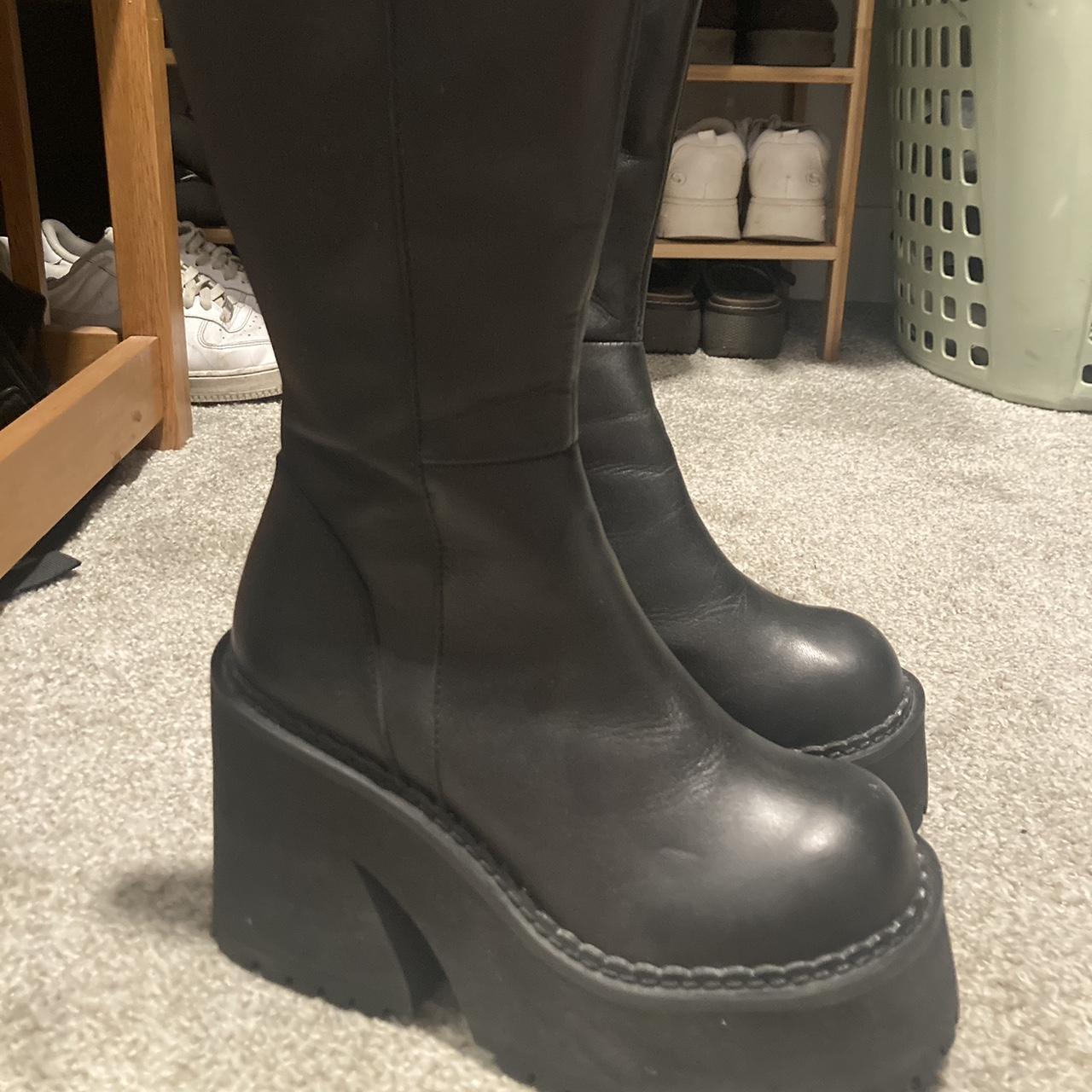 UNIF Women's Black Boots Depop