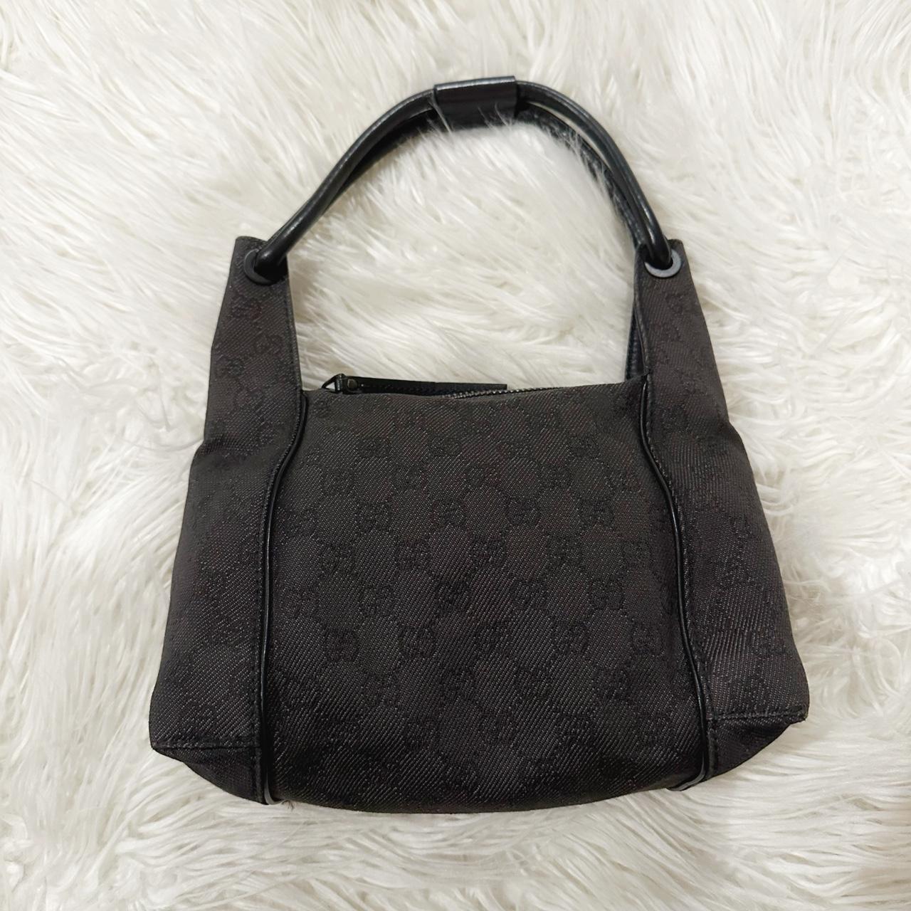 Black Gucci monogram mini bag/purse with magnetic - Depop