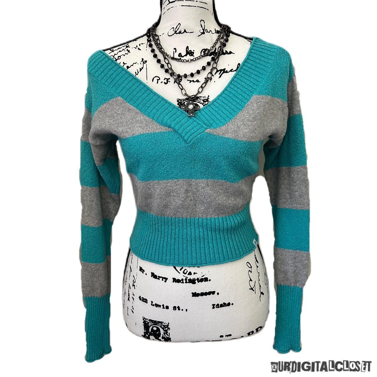 Aeropostale Women's Blue and Grey Jumper Depop