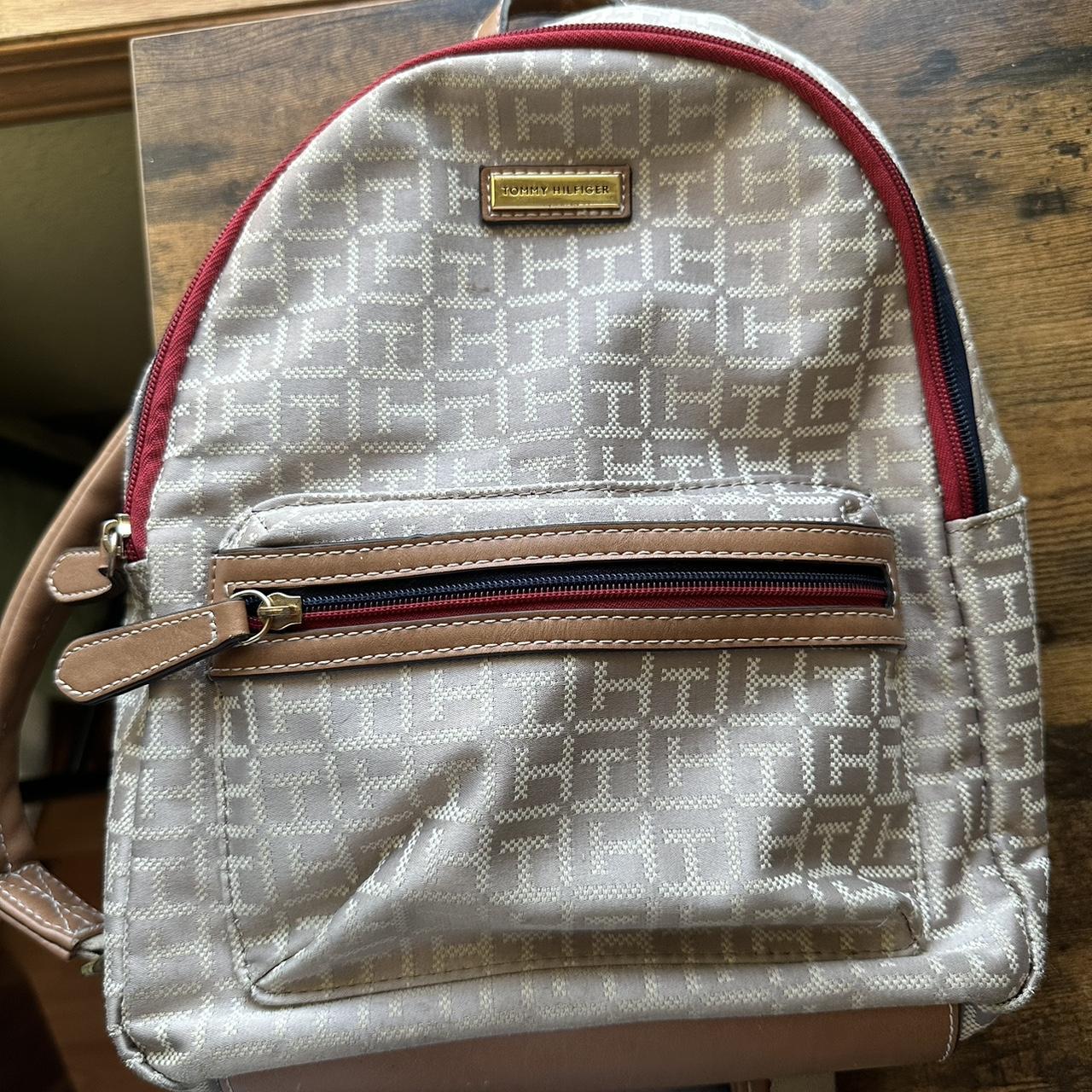 Small backpack clearance tommy hilfiger