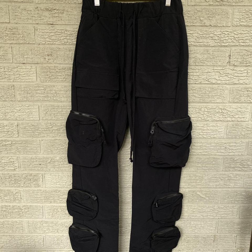 Who is Jacov six pocket cargo pants Good condition... - Depop