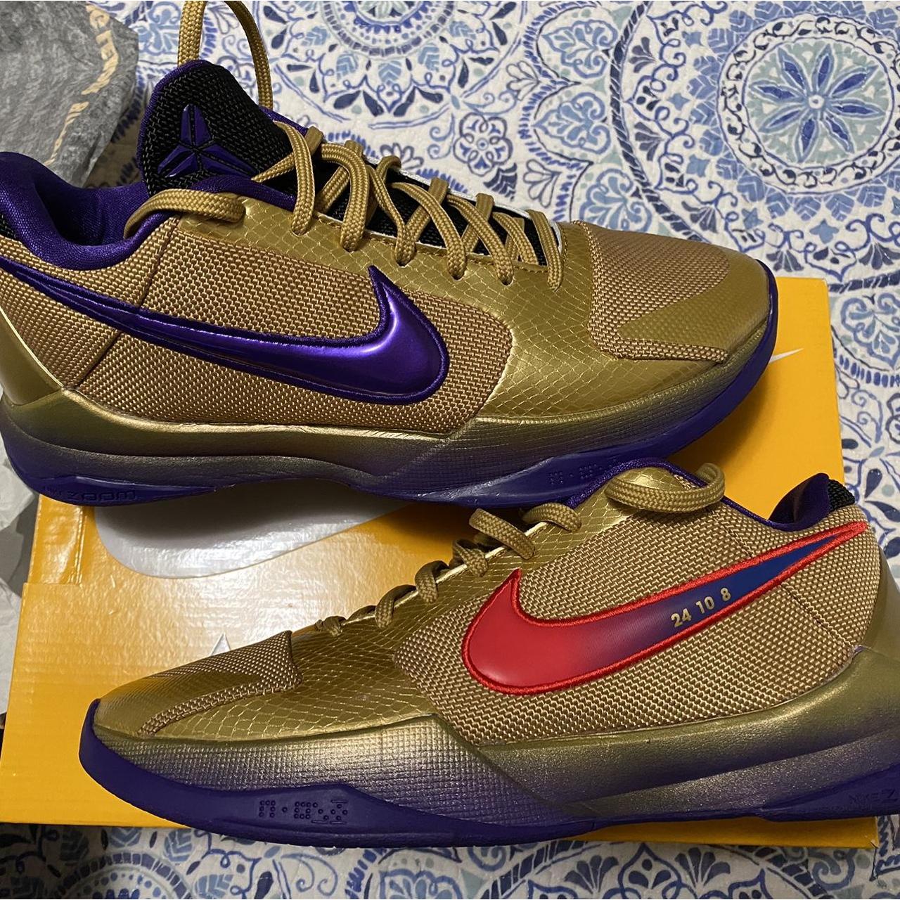 do kobe shoes run small