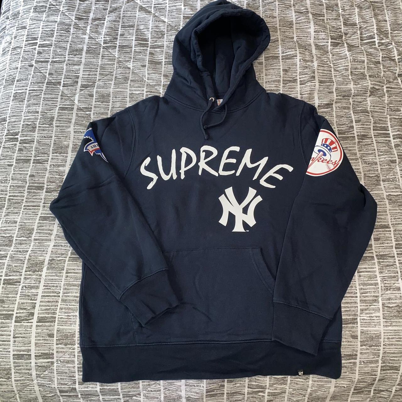 Supreme yankees hoodie sale