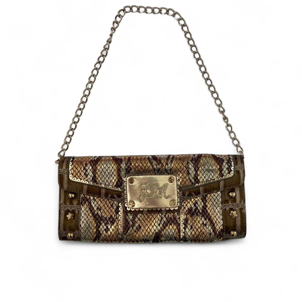 item listed by standoutfashion