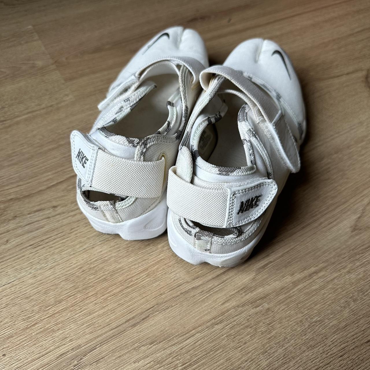 mens nike rifts size 8