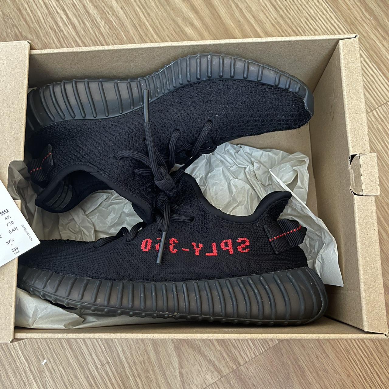 Yeezy boost 350 v2 adults black uk hotsell
