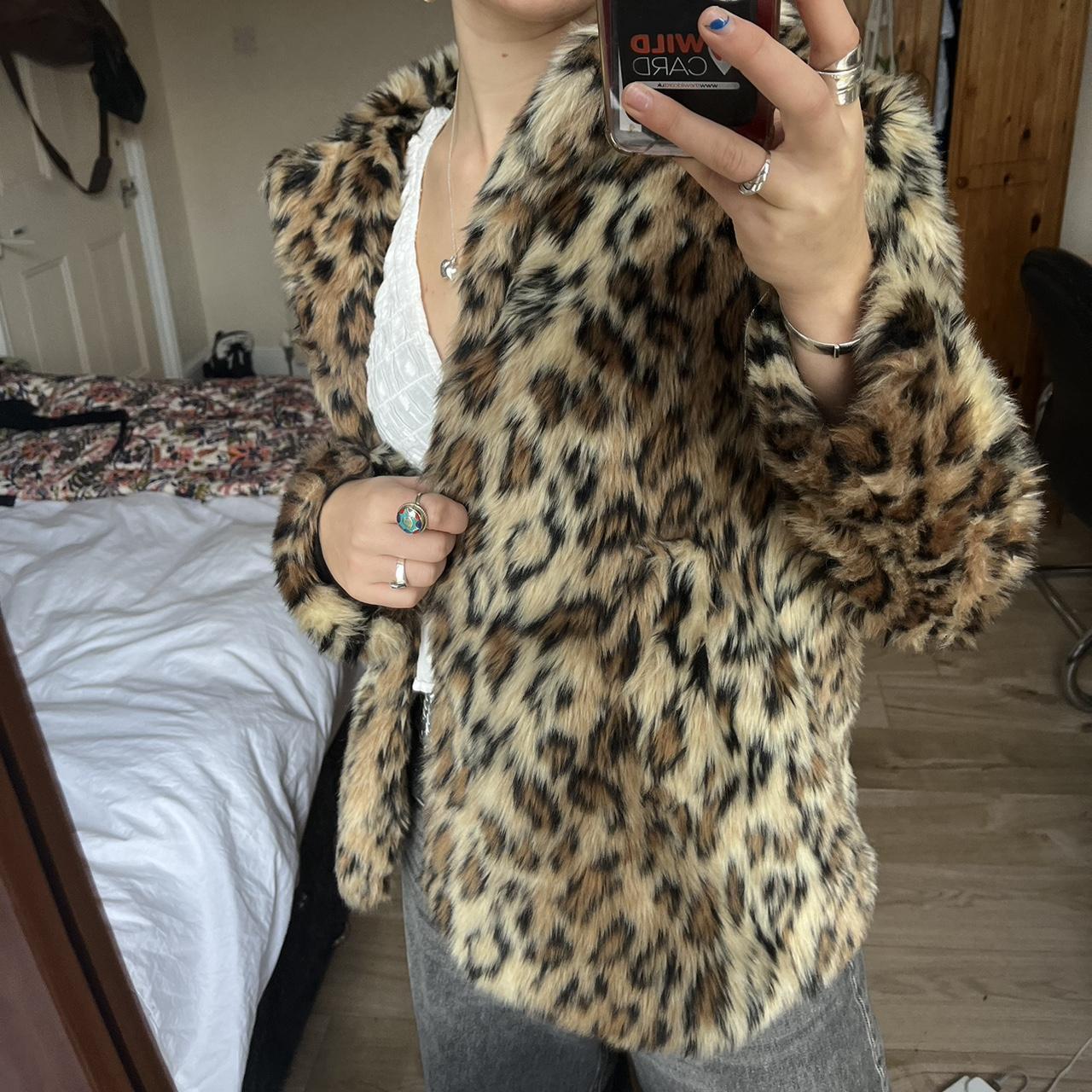 The coolest leopard print fur jacket Great... - Depop