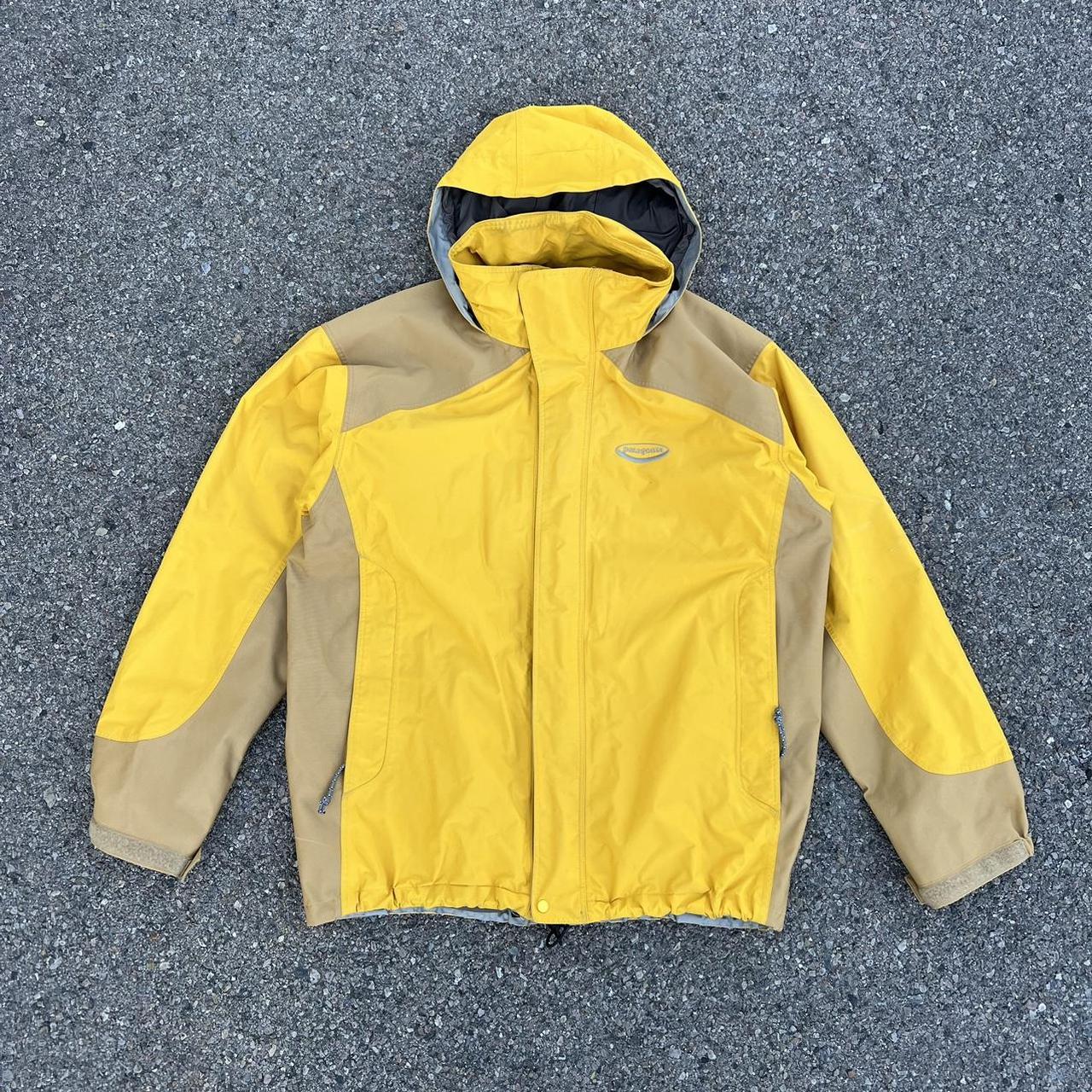 Stussy gore-tex - Depop