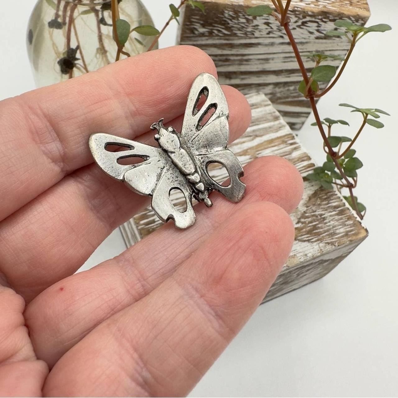 RESERVE online Volmer Bahner antique butterfly pin