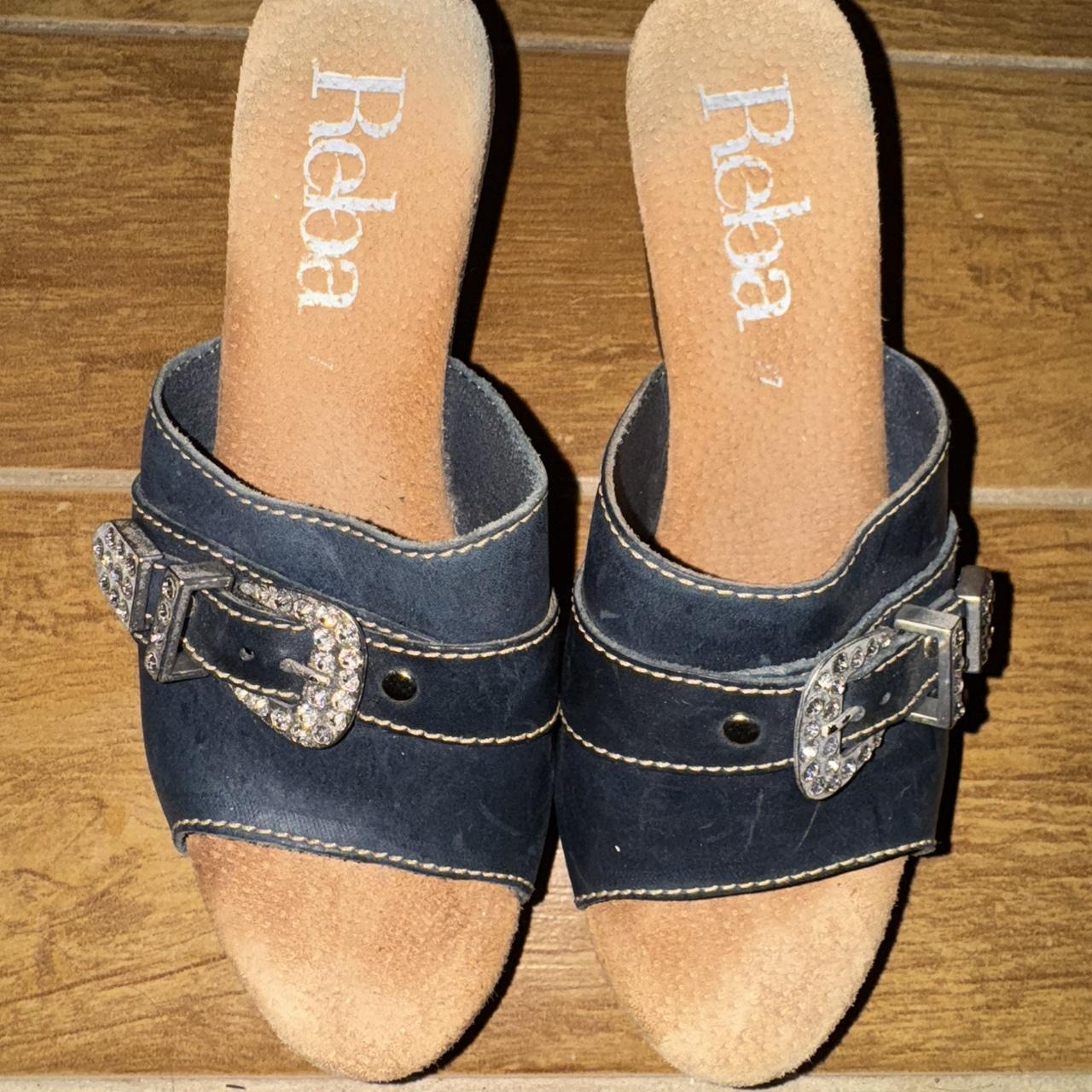 item listed by evang___