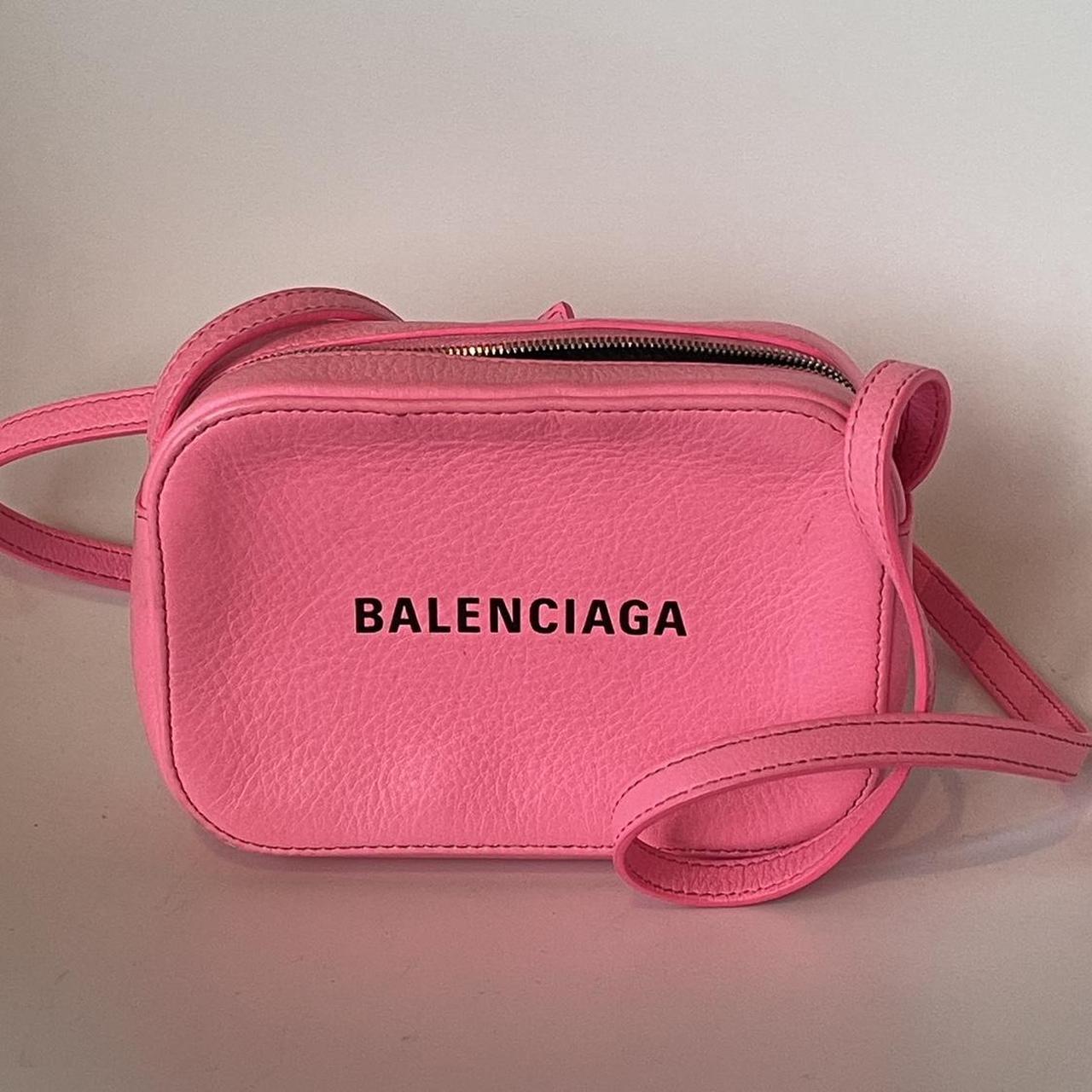 balenciaga camera bag pink