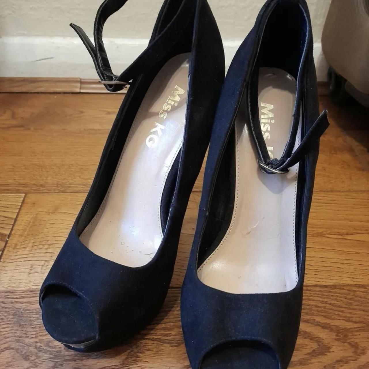 Black Velvet Kurt Geiger High Heels Shoes Size 39 Or... - Depop