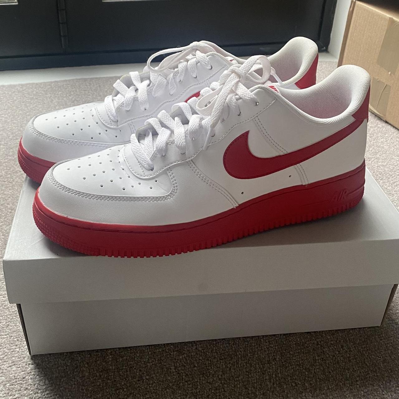 Nike air force 1 red bottom online