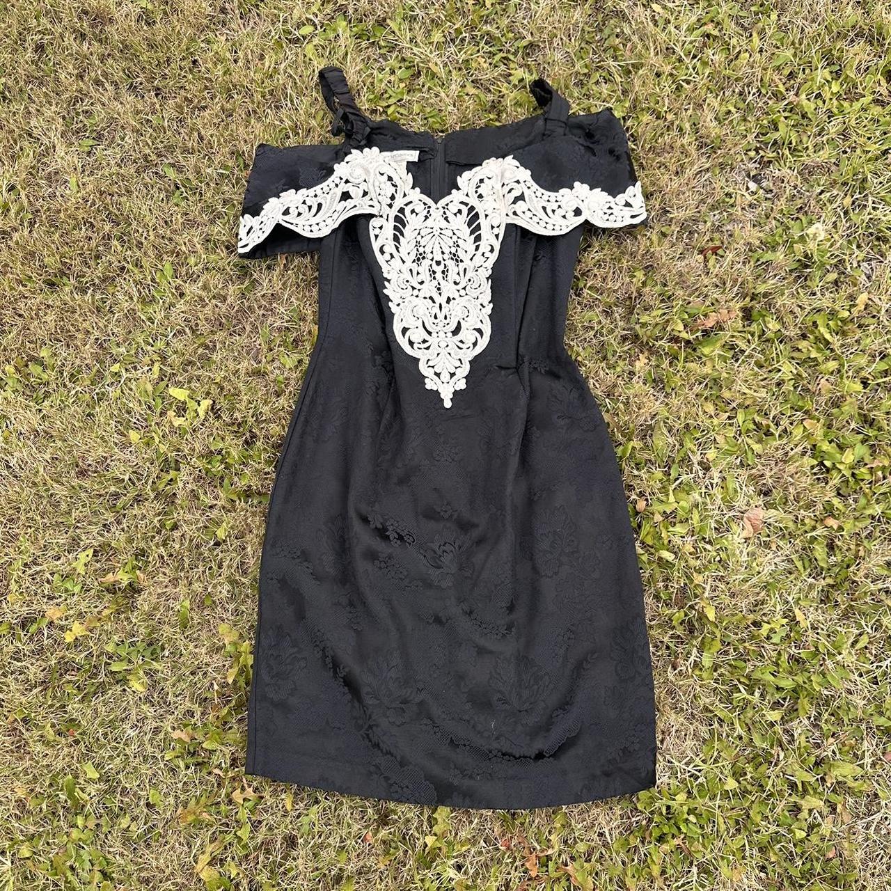 Black/White Floral Embossed Pattern w/ White Lace... - Depop