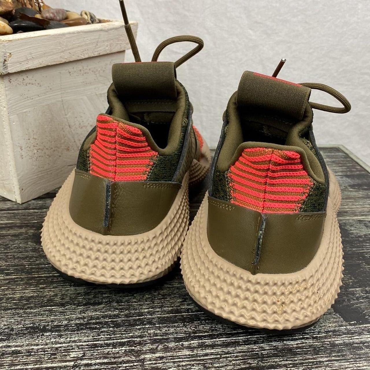 Tan and olive green adidas online