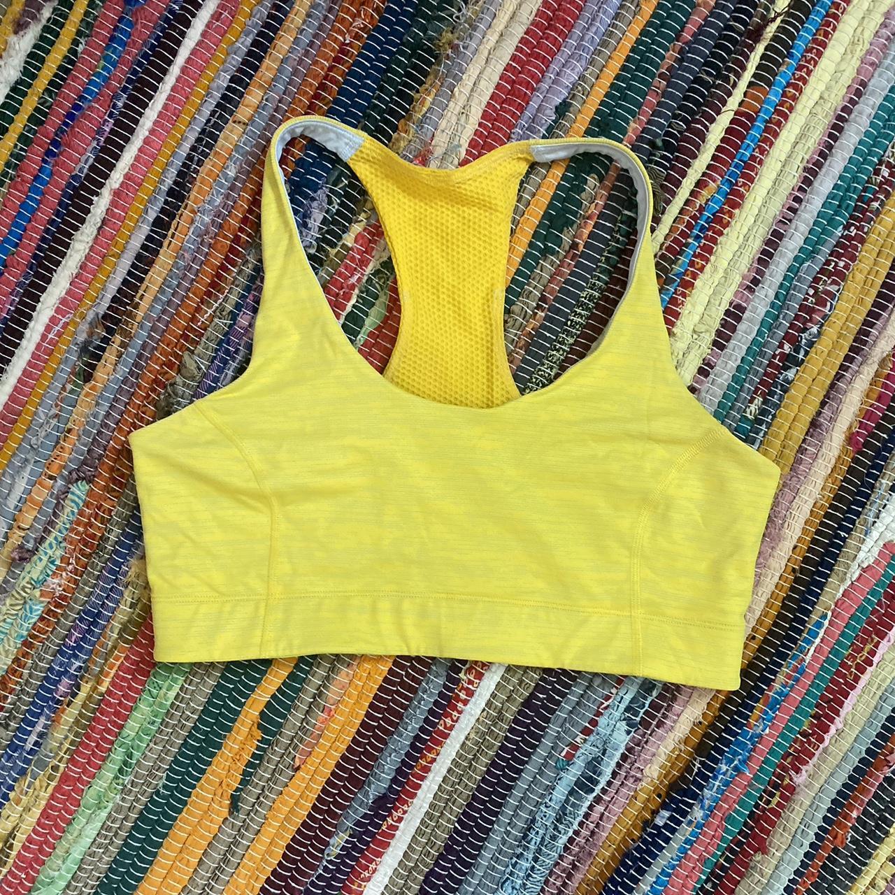outdoor voices doing things sports bra !!! size... - Depop