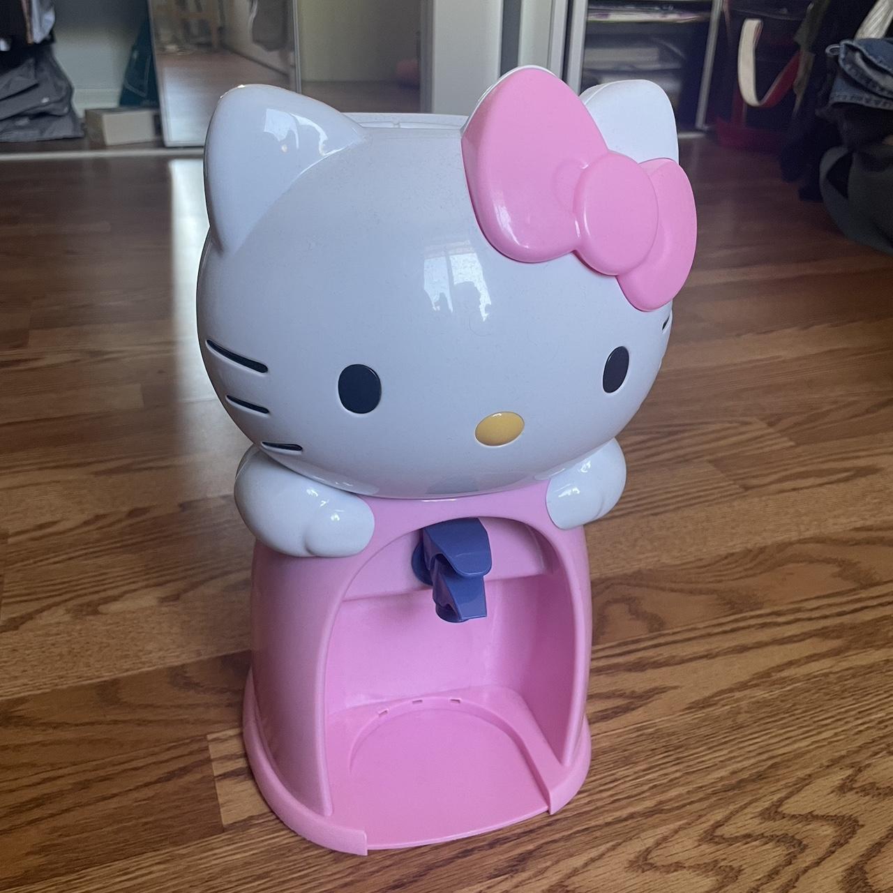 Hello kitty selling water dispenser