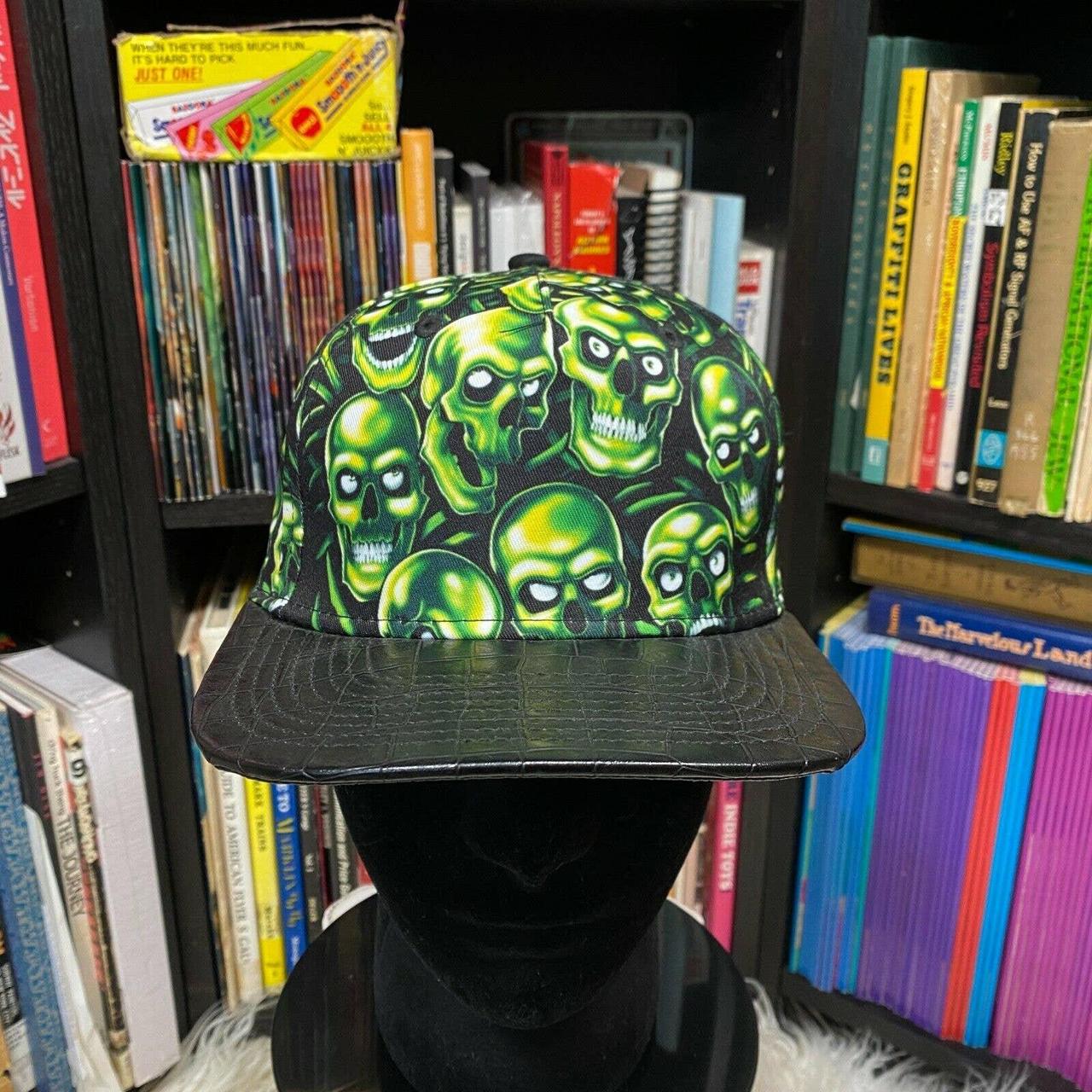 Skull pile bucket hat on sale