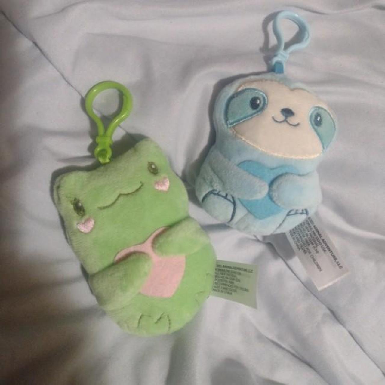 item listed by blondejovi